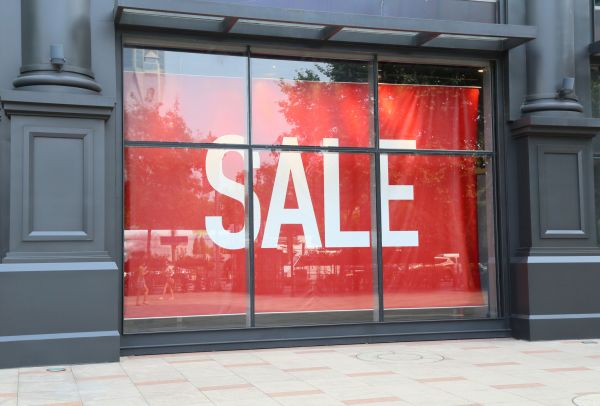 Storefront Window Cleaning Service