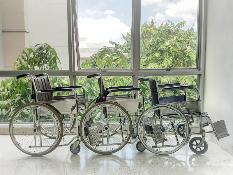 Medical Center Window Cleaning in Mobile, AL